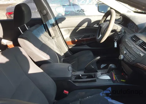 2010 Honda Accord Crosstour Ex из США, поврежденный, VIN 5J6TF1H31AL011180